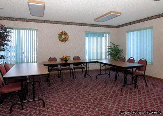 Rodeway Inn Cedar Rapids Facilidades foto
